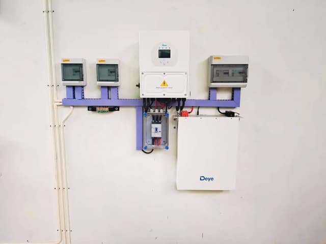 Solar Battery 5